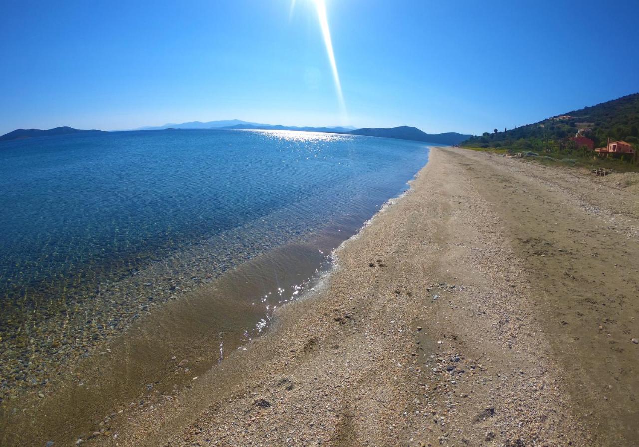 Blue Bay View - Beach House Vathirrevma Екстериор снимка