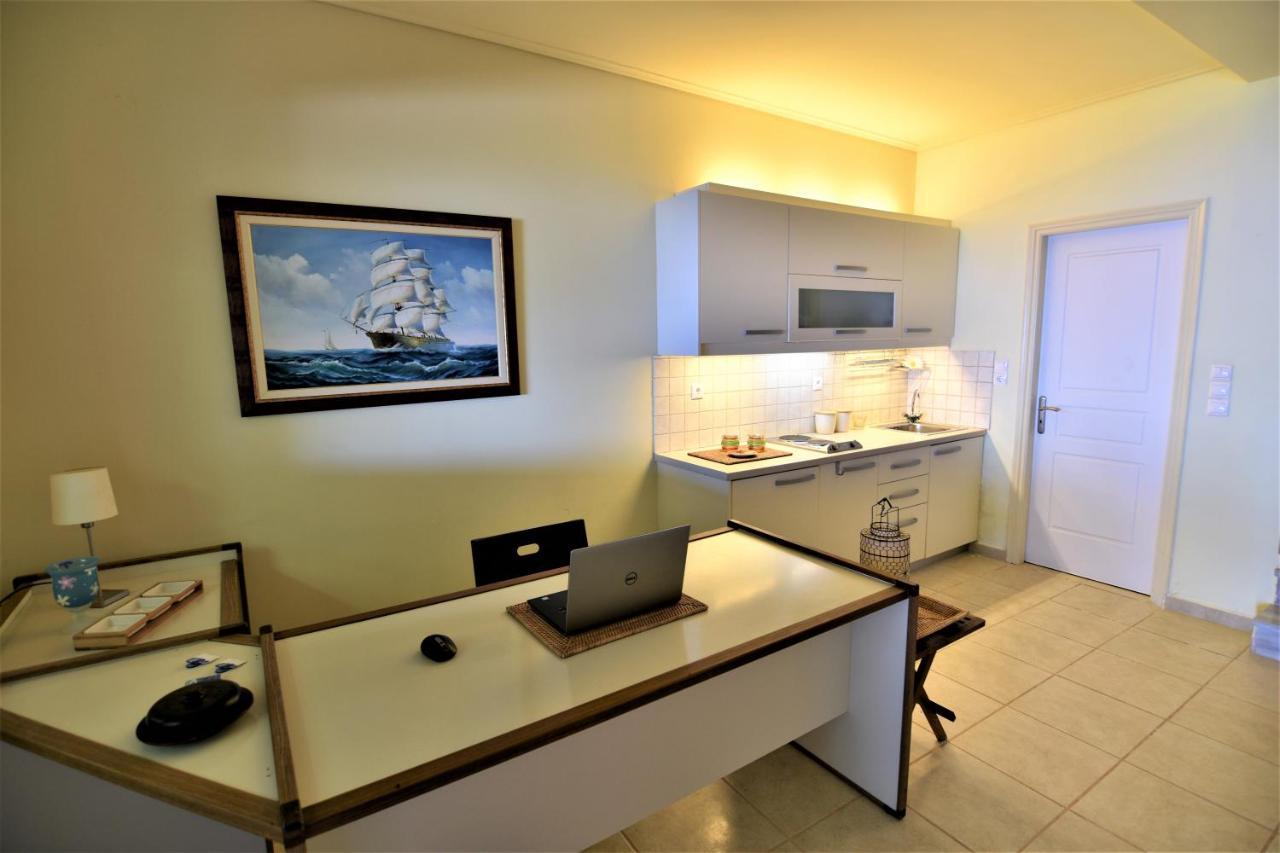 Blue Bay View - Beach House Vathirrevma Екстериор снимка