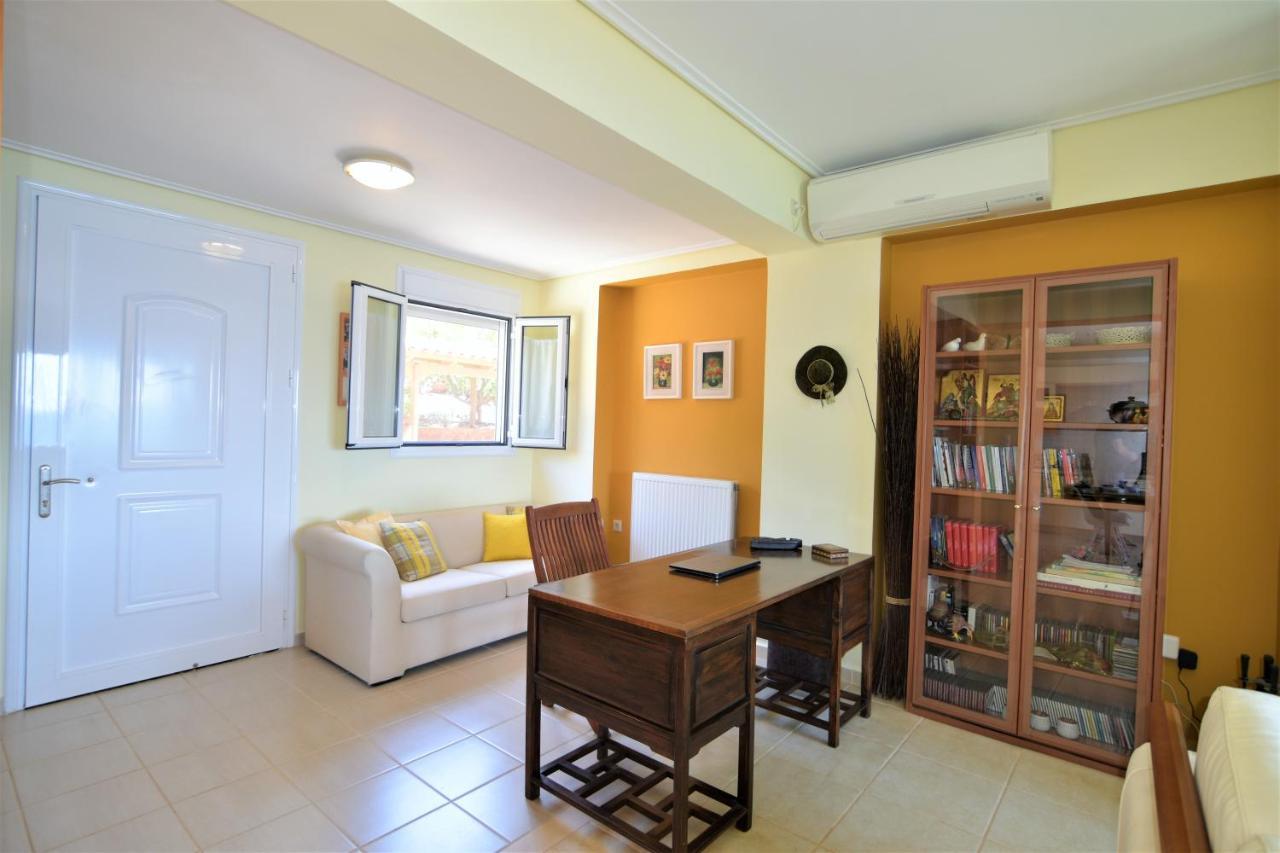 Blue Bay View - Beach House Vathirrevma Екстериор снимка